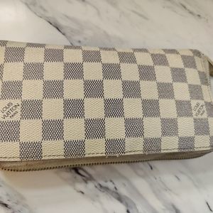 Louis Vuitton Azur Damier Wallet